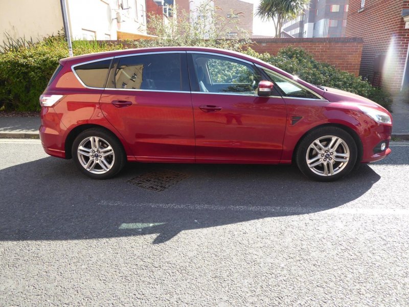 FORD S-MAX