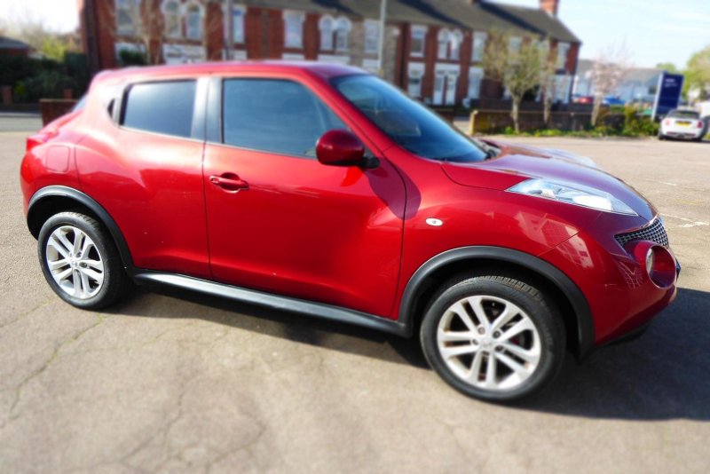 NISSAN JUKE