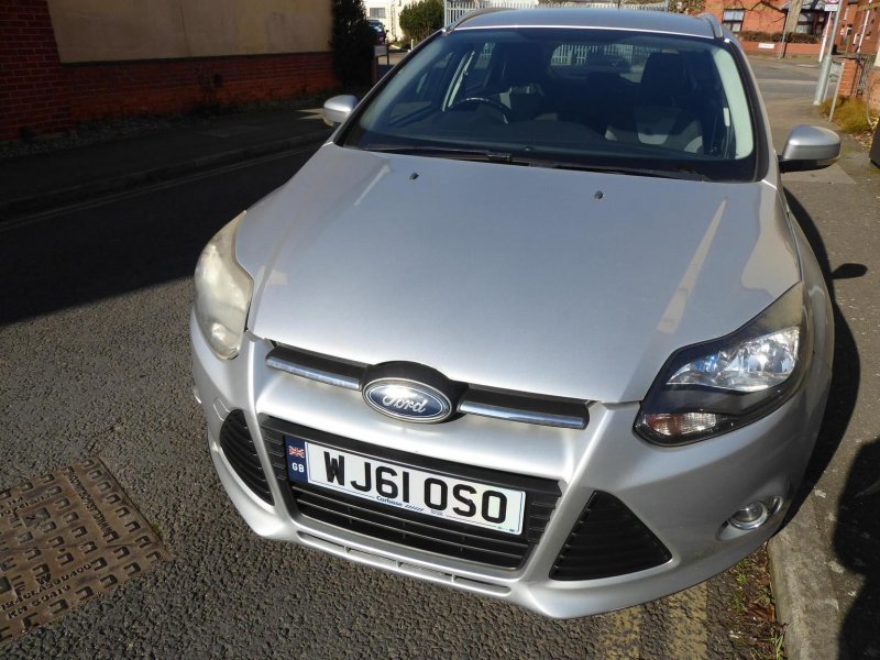 FORD FOCUS