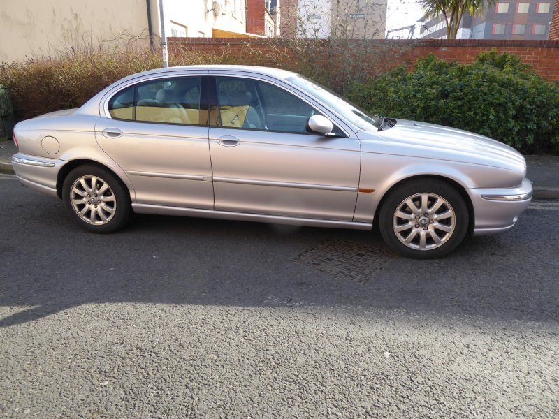 JAGUAR X-TYPE