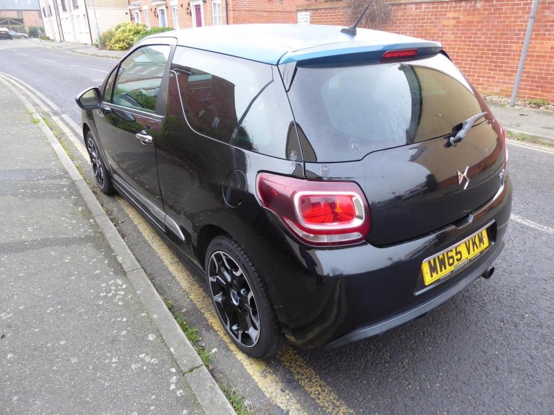 DS AUTOMOBILES DS 3