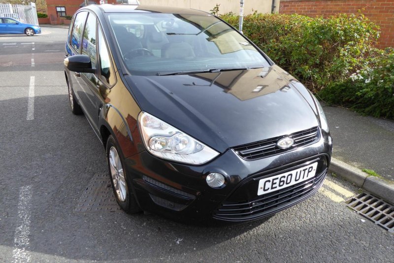 FORD S-MAX