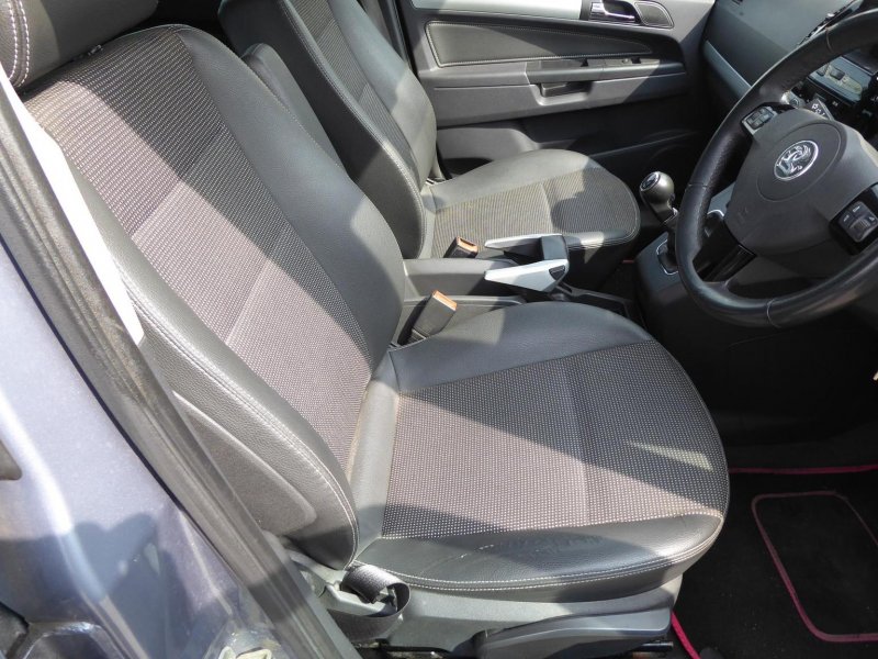VAUXHALL ZAFIRA