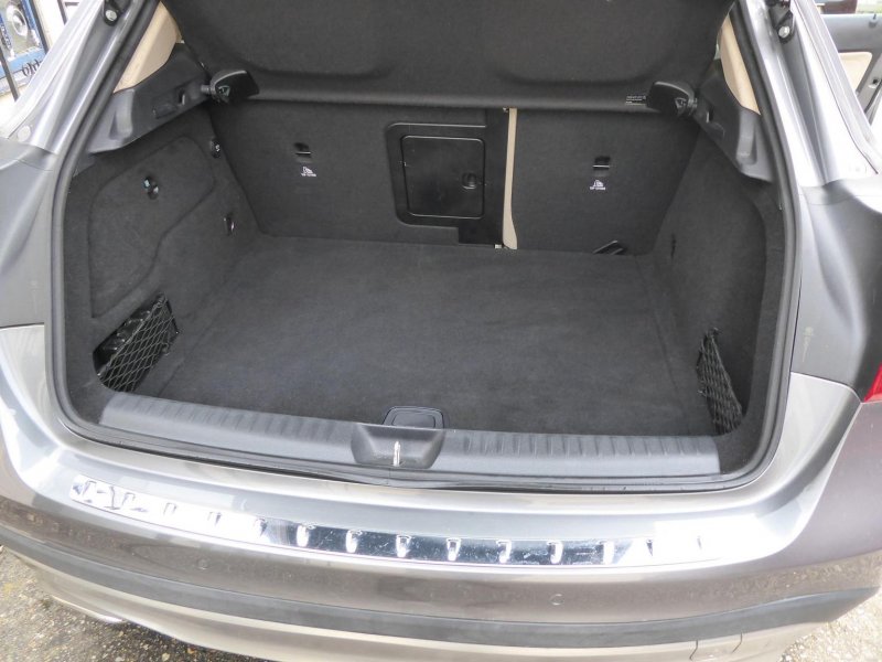 MERCEDES-BENZ GLA CLASS