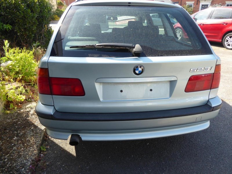 BMW 5 SERIES