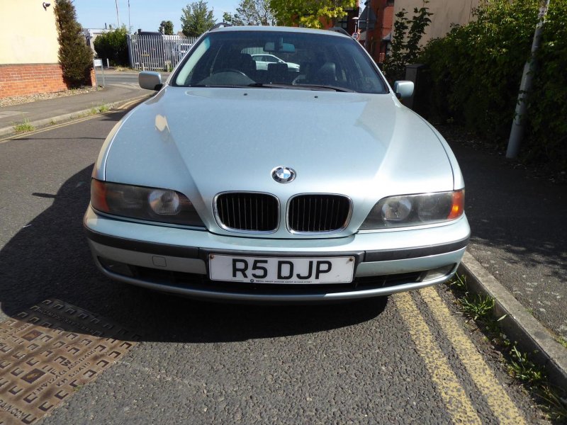 BMW 5 SERIES
