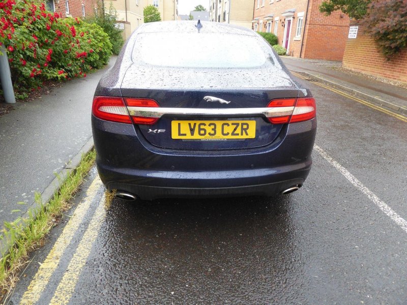 JAGUAR XF