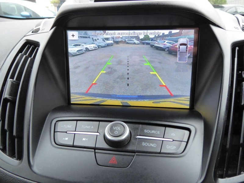 FORD KUGA