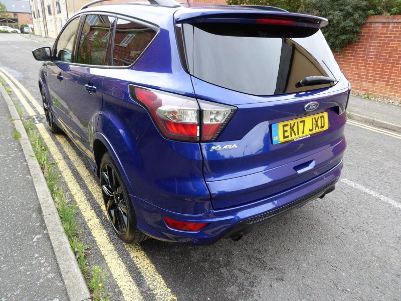 FORD KUGA