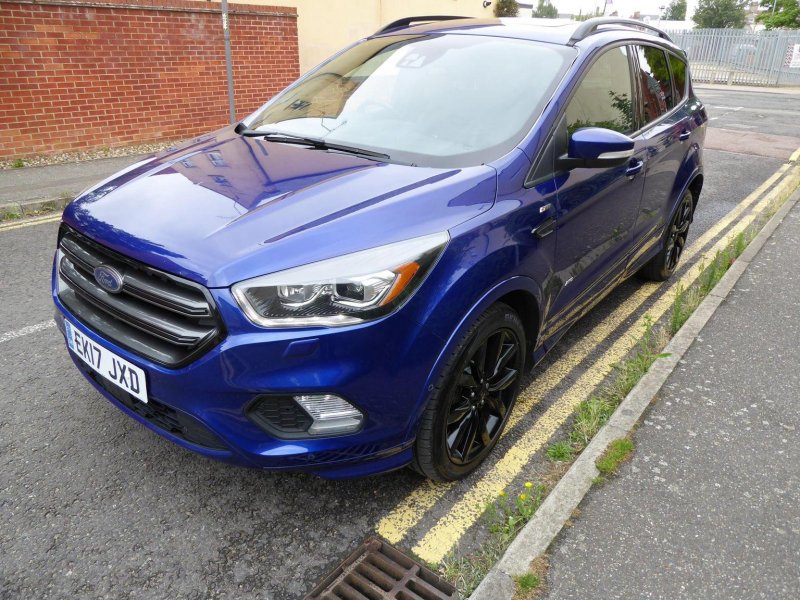 FORD KUGA