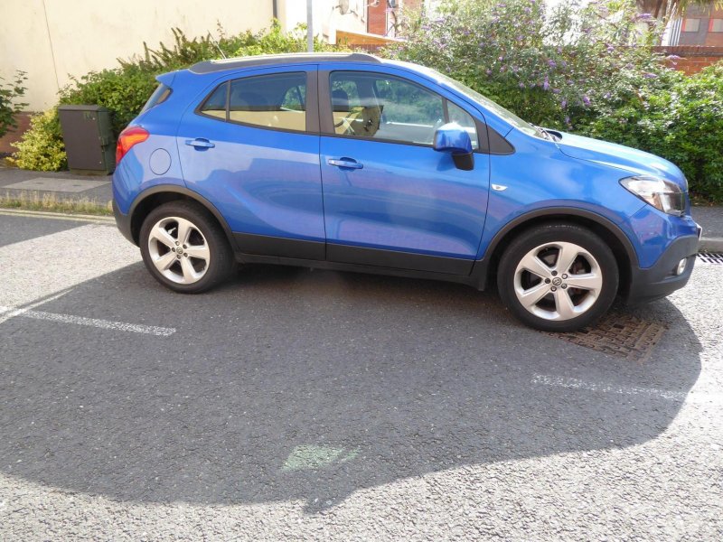 VAUXHALL MOKKA